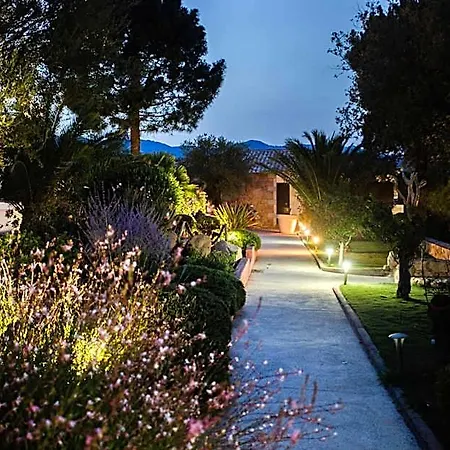 Hotel Le Roc E Fiori - Teritoria 4*